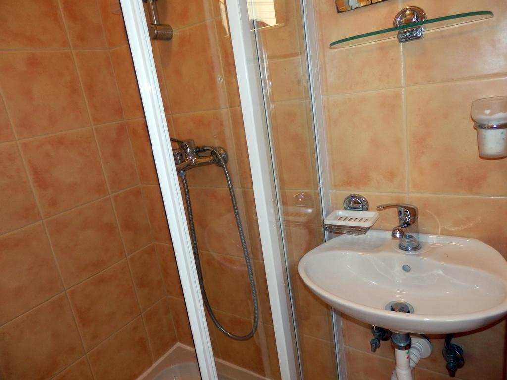Apartments Esperanza Утєха Екстер'єр фото